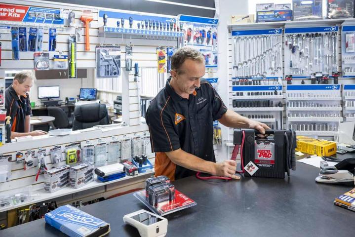 Magasin de pièces automobiles Saint-Ambroise-de-Kildare